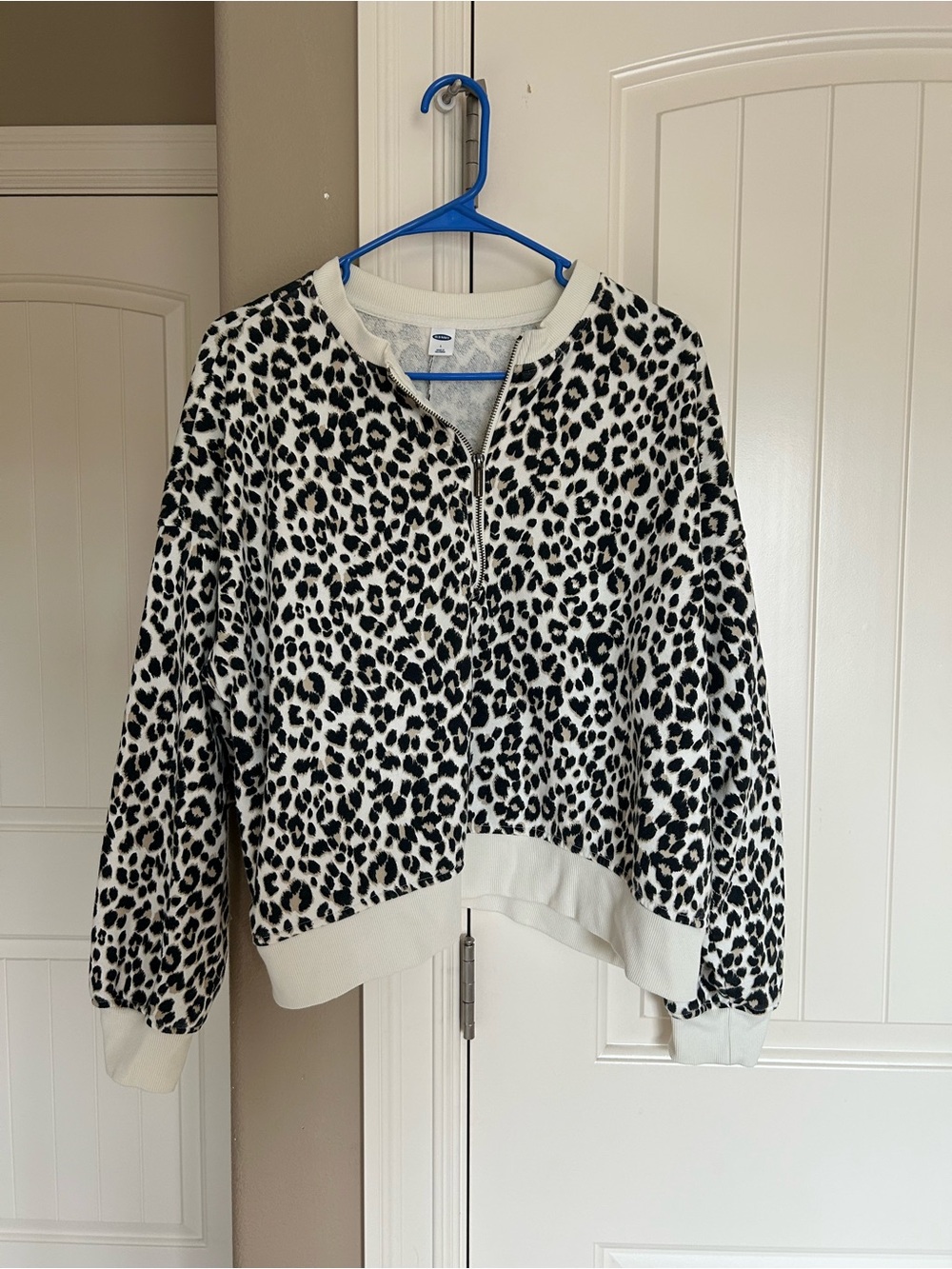 Old Navy Black & White Leopard Print Bomber Jacket